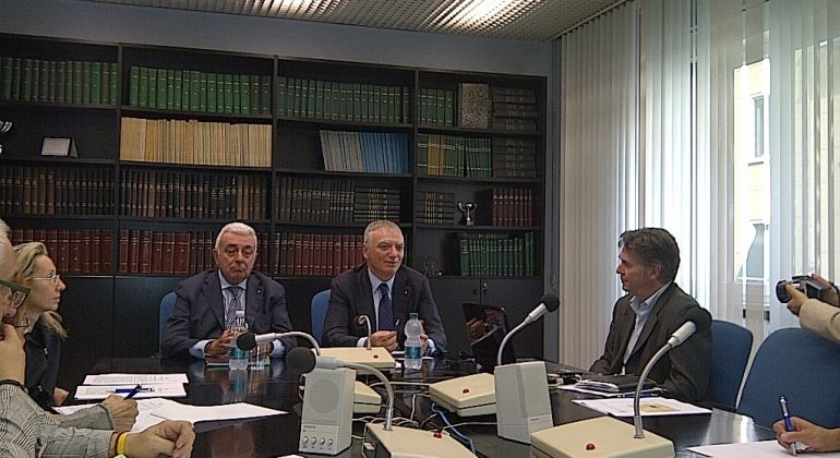 Autunno “soleggiato” per il tessuto industriale alessandrino secondo l’ultima indagine di Confindustria Autunno “soleggiato” per il tessuto industriale alessandrino secondo l’ultima indagine di Confindustria