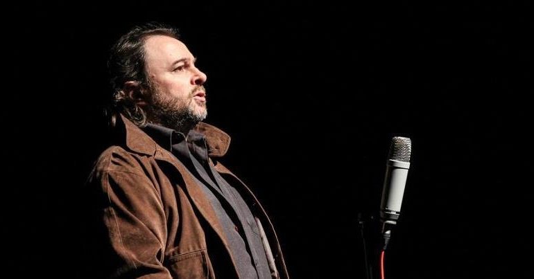 Tutti davanti a Balasso. APRE la stagione teatrale di Valenza Tutti davanti a Balasso. APRE la stagione teatrale di Valenza