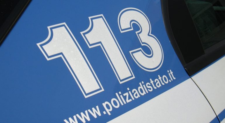 Denunciati in quattro: sorpresi a Casale con una borsa anti taccheggio e arnesi da scasso Denunciati in quattro: sorpresi a Casale con una borsa anti taccheggio e arnesi da scasso