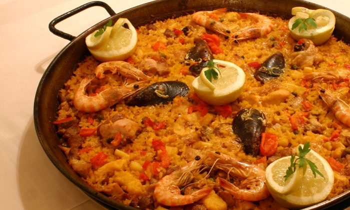 A Basaluzzo, Serata Spagnola, paella e sangria A Basaluzzo, Serata Spagnola, paella e sangria