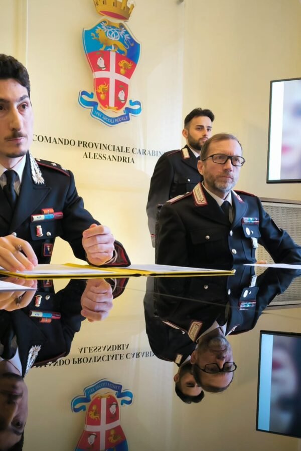 Carabinieri arrestano uomo violento: per 10 anni ha reso un incubo la vita di moglie e figlia