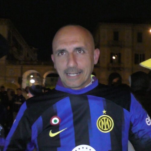 Inter campione d’Italia: ad Alessandria la festa dei tifosi in piazza tra cori, bandiere e caroselli