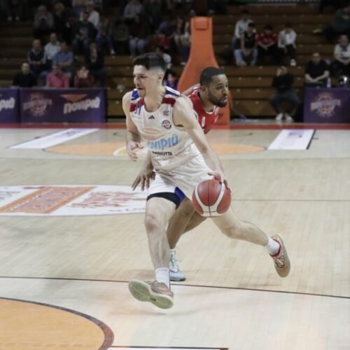 Novipiù Monferrato Basket retrocede in serie B: fatale la sconfitta contro Chiusi