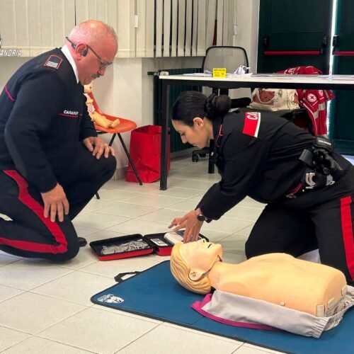 Carabinieri di Acqui abilitati l’utilizzo del defibrillatore automatico