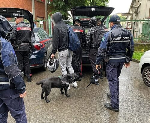 Prosegue l’impegno dei Carabinieri per le “Scuole Sicure”: controlli antidroga a Tortona