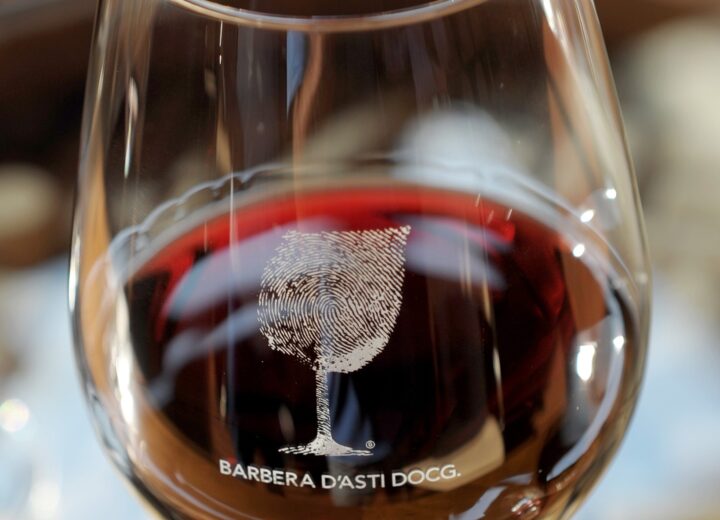 Asti si prepara a brindare con la seconda edizione del Barbera d’Asti Wine Festival Asti si prepara a brindare con la seconda edizione del Barbera d’Asti Wine Festival