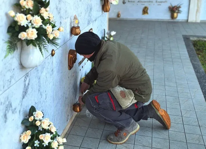 Broni, nuovo capitolato per la gestione dei cimiteri: mercoledì il passaggio in Consiglio comunale Broni, nuovo capitolato per la gestione dei cimiteri: mercoledì il passaggio in Consiglio comunale