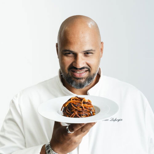 Da Fuga di Sapori gli spaghetti all’assassina con chef Laforgia, ma il delitto è non mangiarli Da Fuga di Sapori gli spaghetti all’assassina con chef Laforgia, ma il delitto è non mangiarli