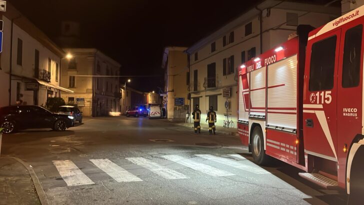 Camion rompe un tubo del gas a Castellazzo: in corso la riparazione Camion rompe un tubo del gas a Castellazzo: in corso la riparazione
