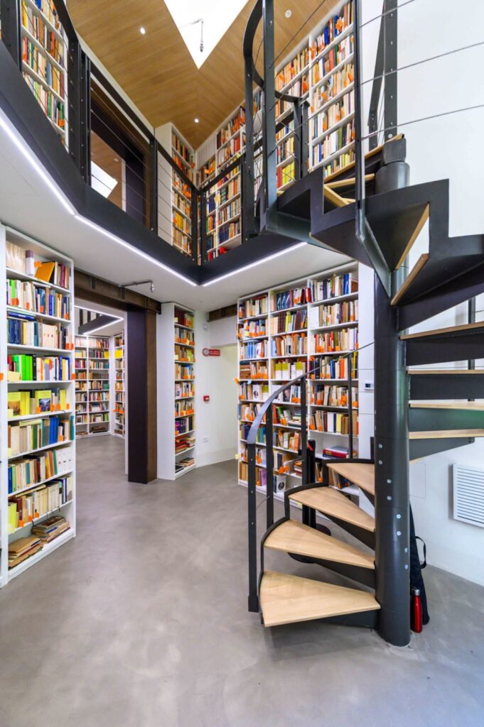 Biblioteca Eco Bologna