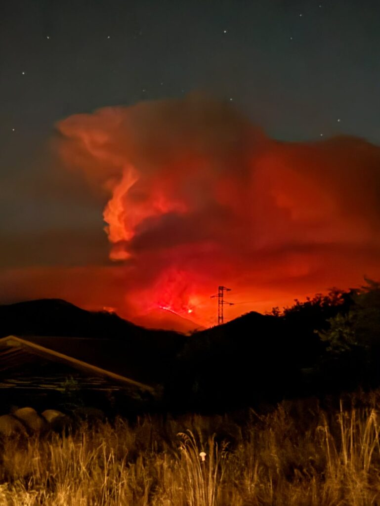 Incendio Mornese - Foto di Nico Porcari