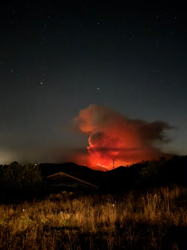 Incendio Mornese - Foto di Nico Porcari