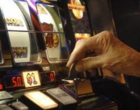 Il Comune di Alessandria muove il primo passo per contrastare la diffusione delle ludopatie