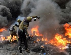 Vasili racconta l’Ucraina: ‘piangiamo davanti alla tv ma il nostro posto ora è qui’