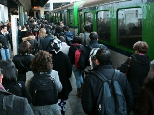 Expo 2015: la regione Liguria stanzia 5 milioni per treni speciali verso Milano ma i pendolari protestano