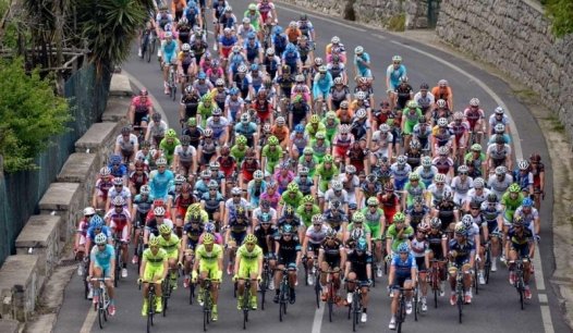 Ciclismo: oggi il Giro d’Italia arriva in provincia di Cuneo
