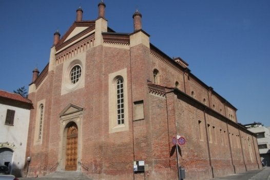Palazzo Rosso recupera i fondi per ridare splendore a Piazza Santa Maria di Castello