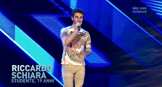 L’alessandrino Riccardo ha l’X-Factor: con 4 ‘sì’ passa la prima selezione del talent musicale [VIDEO]