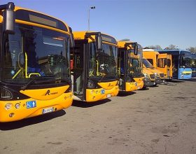 Scaldano i motori i 10 nuovi bus di Atm Alessandria