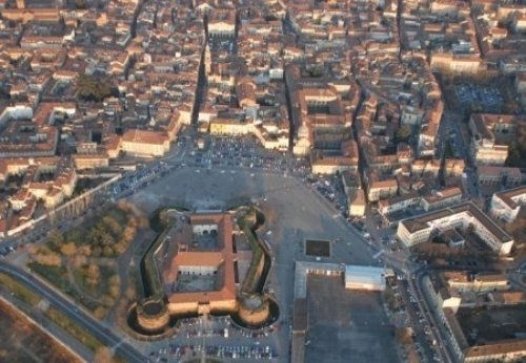 Sirchia e De Luca contro il sindaco di Casale: cancellate politiche per il rilancio economico e dubbi sulla trasparenza