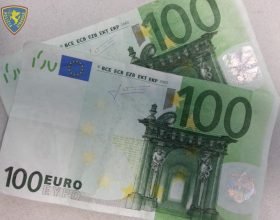 100 euro falsi per pagare vino e caramelle: arrestato un marocchino insieme ai due complici