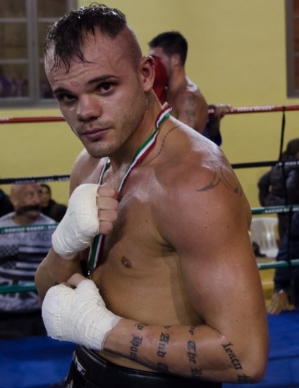 Boxe: il valenzano Randazzo sale sul ring di Biella