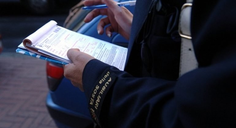 Dal 2013 al 2014, ad Alessandria, dimezzati incassi dalle multe per infrazioni stradali. L’analisi del Sole 24ore