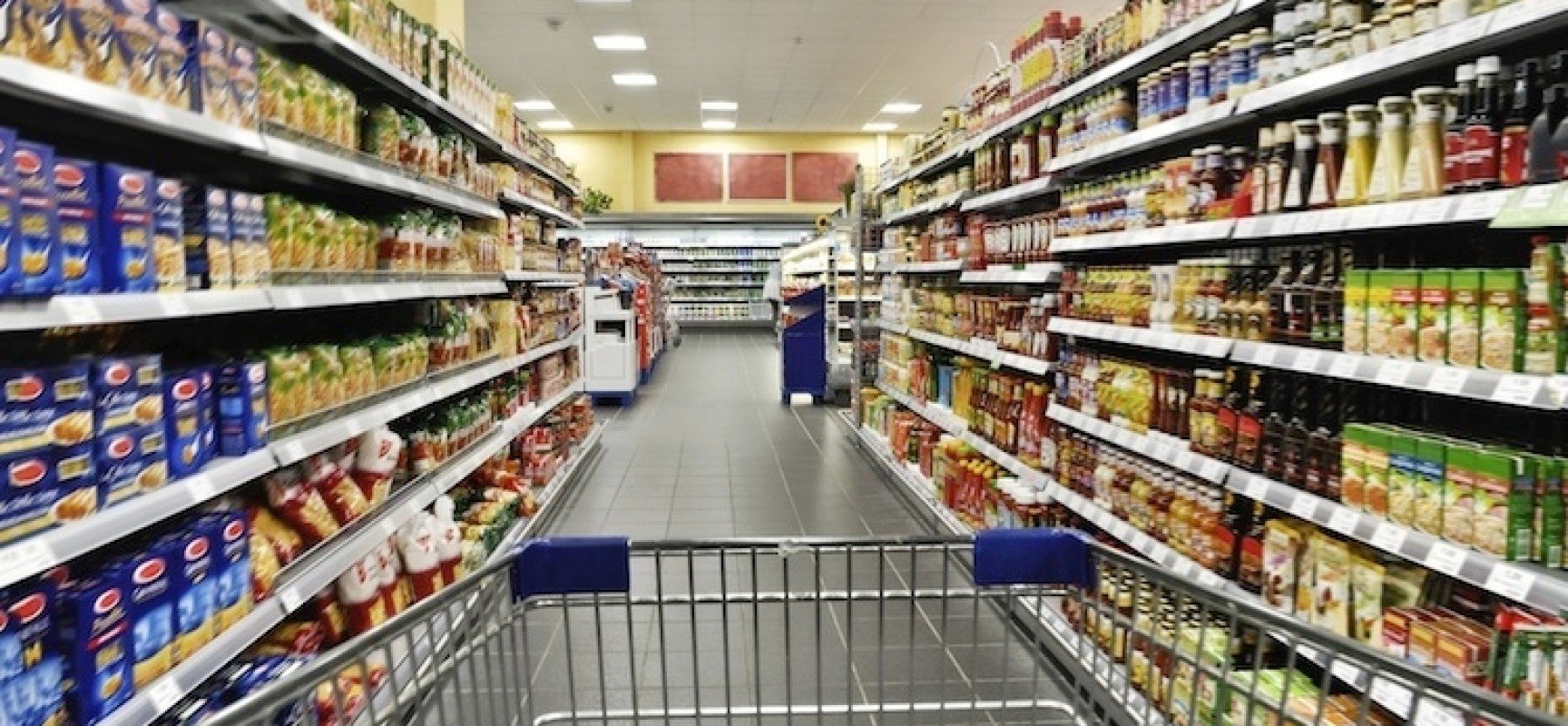 Raccolta alimentare “straordinaria” questo sabato nei supermercati Nova Coop