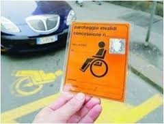 Da settembre cambia il contrassegno parcheggio per persone con disabilità
