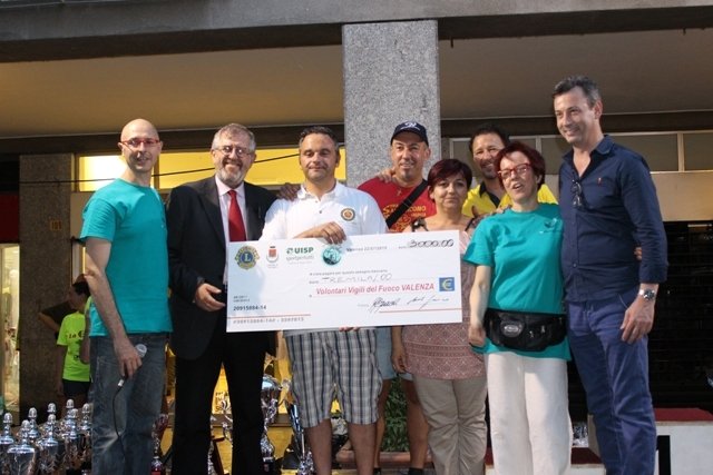 Strasangiacomo: 3 mila euro donati ai Vigili del Fuoco di Valenza