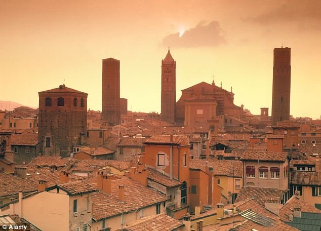 Creatività, arte e cultura danno il via al Bologna Design Week