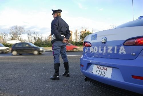 Controlli straordinari della Polstrada con il “drogometro” a Casale Monferrato