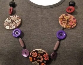 Collana artigianale con bottoni