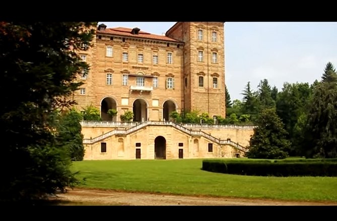 Il castello di Agliè visto dall’acquese Marcozzi [VIDEO]