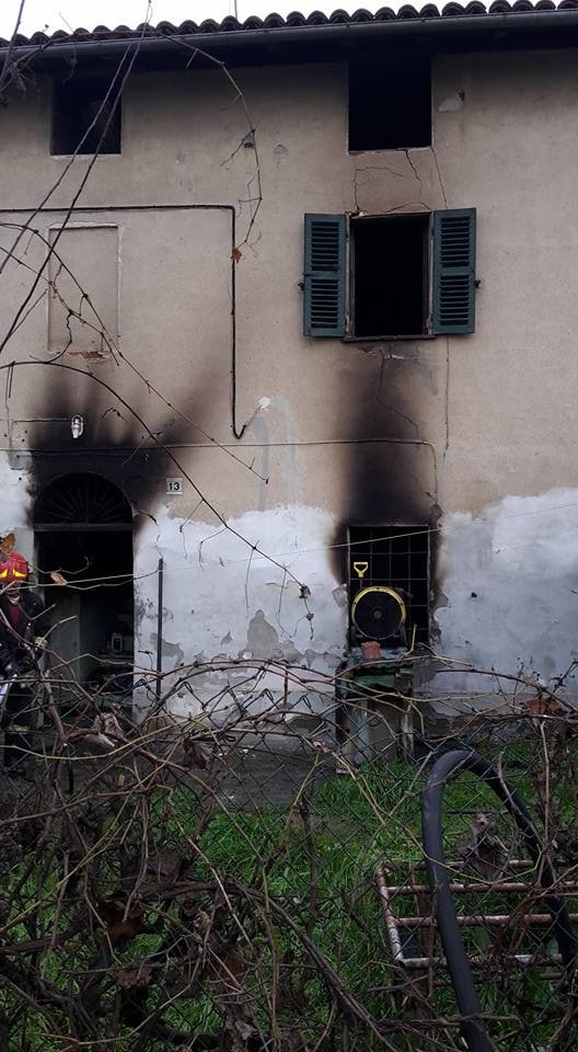 Incendio cascina a Castellazzo