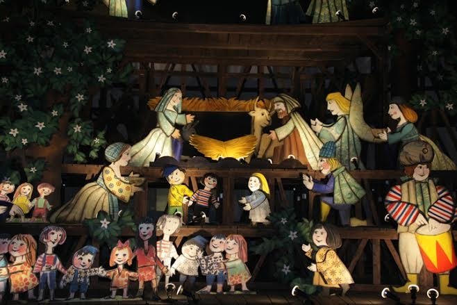 “Il Gusto del Natale” a Torino: suggestioni, gastronomia, giocoleria e l’artistico presepe di Luzzati