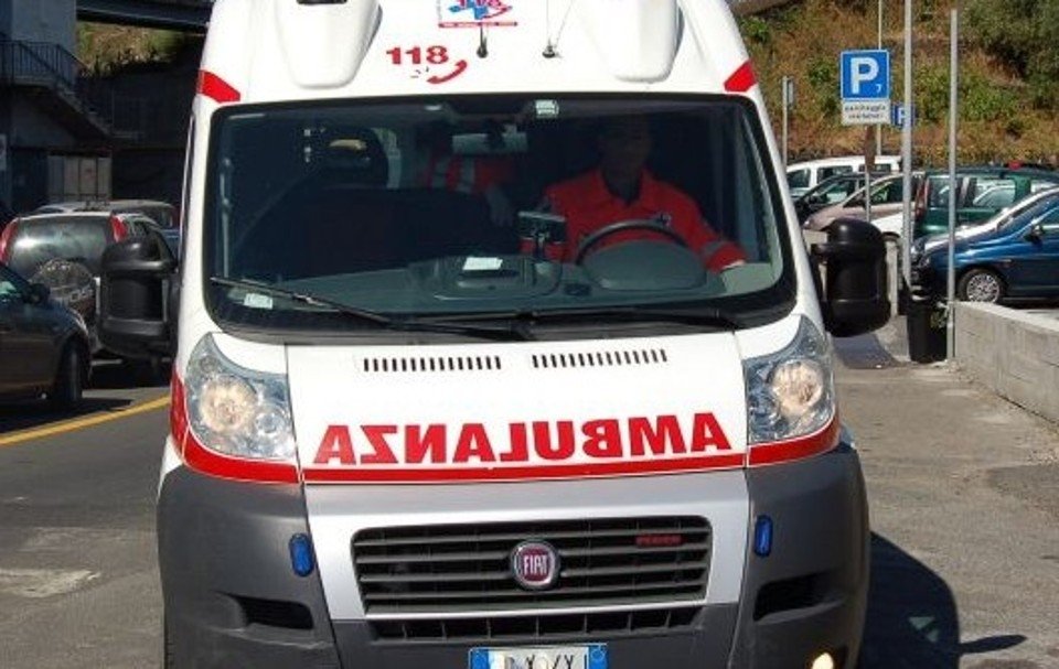 I consiglieri Barosini e Fabbio: “Via le barriere architettoniche e parcheggio salvavita riservato alle ambulanze”