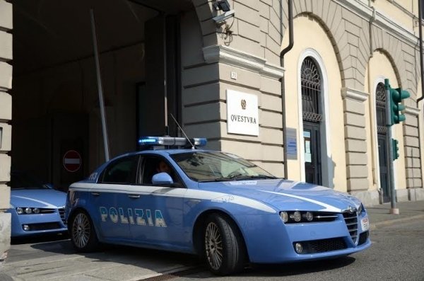 In tre sorpresi a rubare in un edificio disabitato a Spinetta