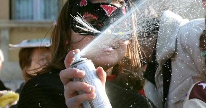 Ovada vieta spray e bombolette durante la settimana di Carnevale