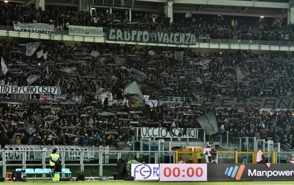 Quasi 60 pullman per Milan-Alessandria: martedì un altro storico esodo grigio