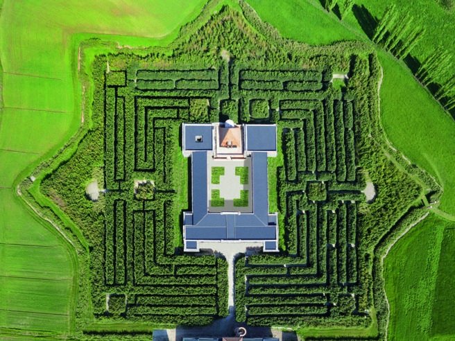 Nel Parmense, a Fontanellato il labirinto più grande e artistico del mondo