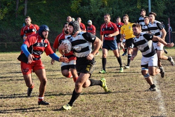 Rugby: anche con una mischia decimata Monferrato travolge Union Riviera