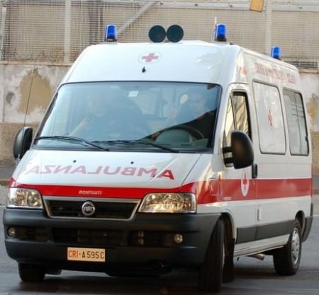 Cade piccolo elicottero due persone ricoverate in ospedale ad Alessandria