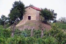 A Treville il Monferrato si vive camminando tra cascine, mulini, vigneti, riserve naturali e chiese