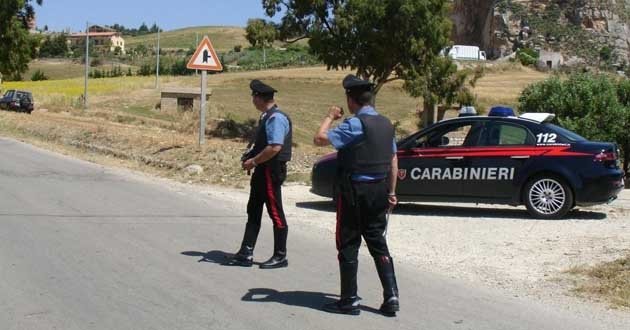 Doveva essere in comunità ma i Carabinieri lo trovano al volante ubriaco e senza patente