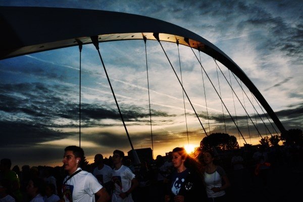 La meraviglia di correre sul ponte Meier: quasi 7 mila gli iscritti alla StrAlessandria