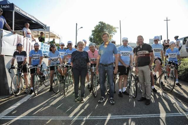 A Castellania da tutto il mondo per ricordare un ciclismo eroico: grande successo de La Mitica