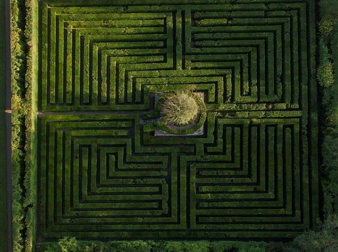 Perdersi per ‘ritrovarsi’ nel labirinto del giardino seicentesco di Villa Barbarigo