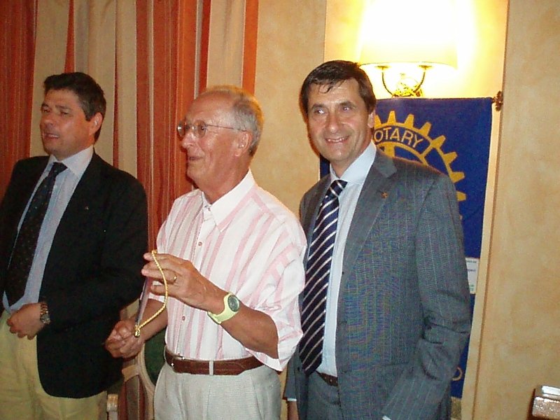 Il diplomatico Antonio Maria Costa speciale ospite dell’Interclub tra i Rotary di Casale e Valenza