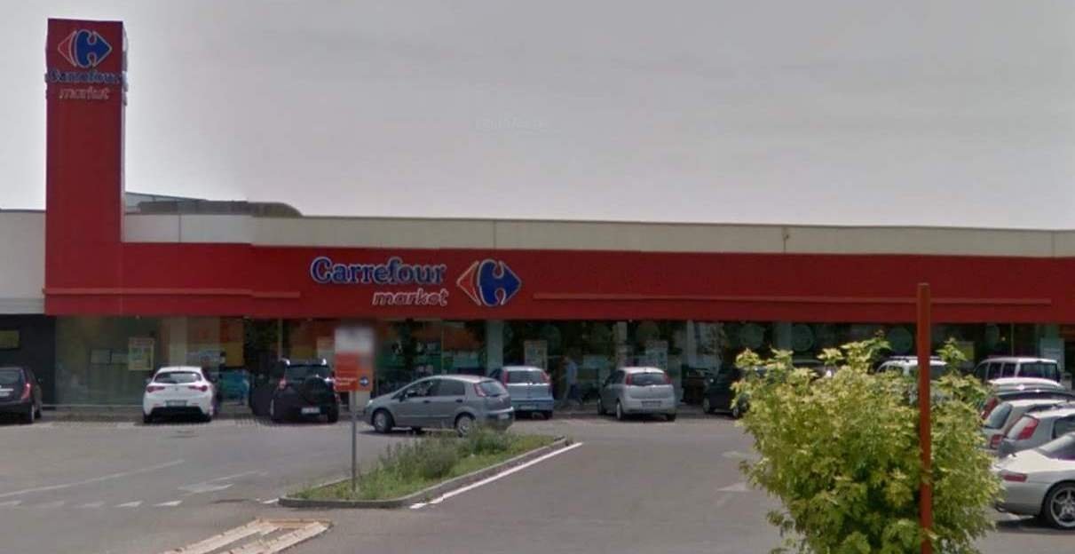 Carrefour di Tortona aperto h24 ma i sindacati insorgono: “turni massacranti, subito un incontro con l’azienda”